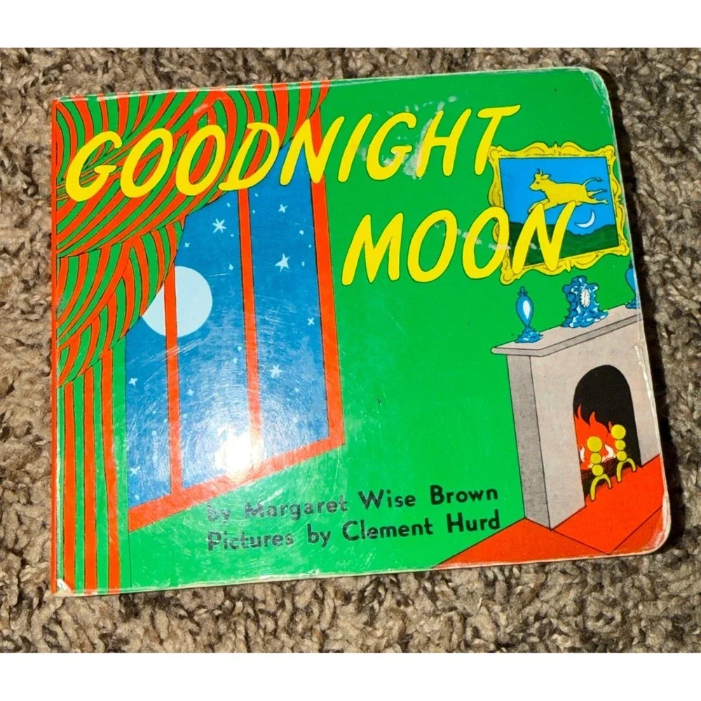 Scholastic-Goodnight Moon Board Book & Plush Gray Bunny 14